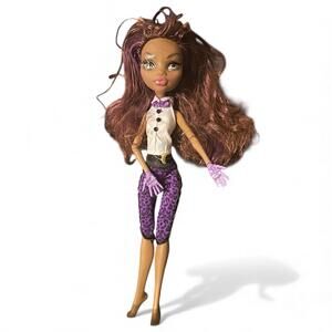 Monster High Sweet 1600 Clawdeen Wolf Doll 2011